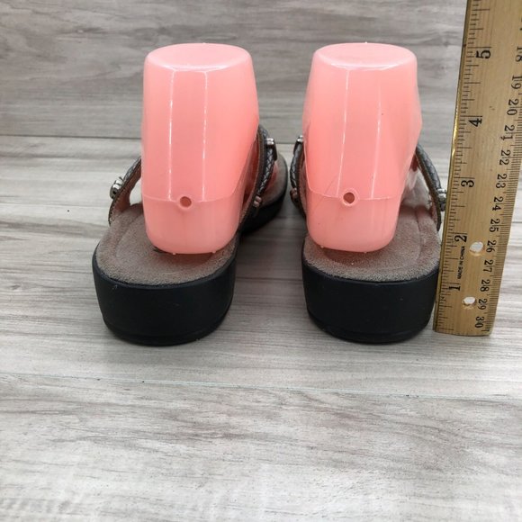 Minnetonka Sandals Women's 8 Pewter Leather Flip Flop Slip On Shoes - Picture 8 of 12